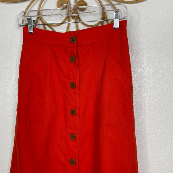 Universal Thread Red button front midi skirt sz XS - Picture 3 of 5